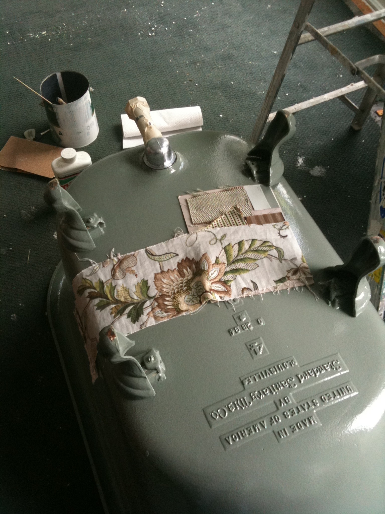 Paint color Room 201 New paint color on the clawfoot tub