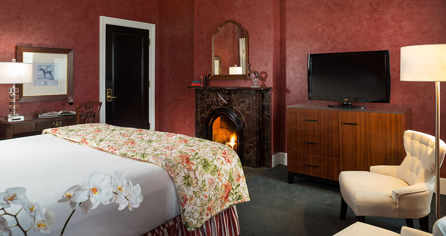 3-Saratoga_Arms-Rooms-301-02