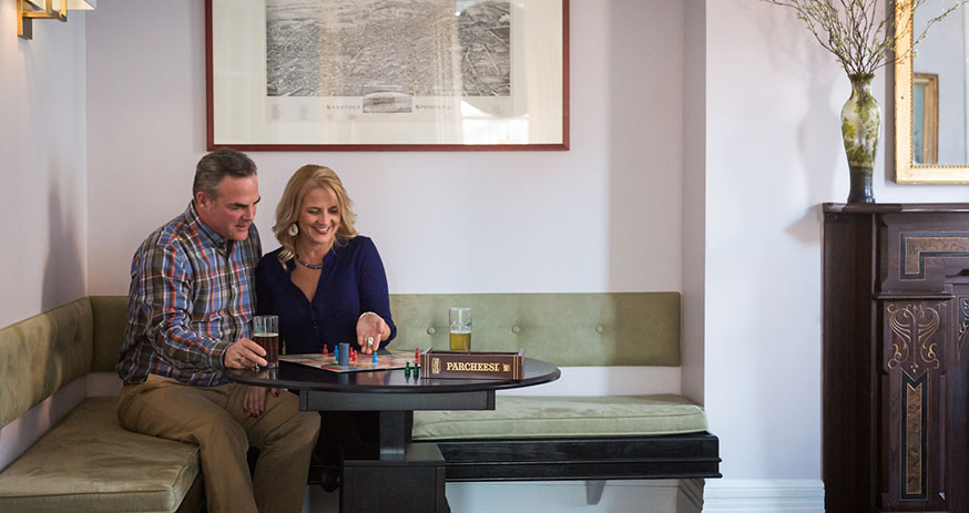 Saratoga_Arms-Common-Lounge-12