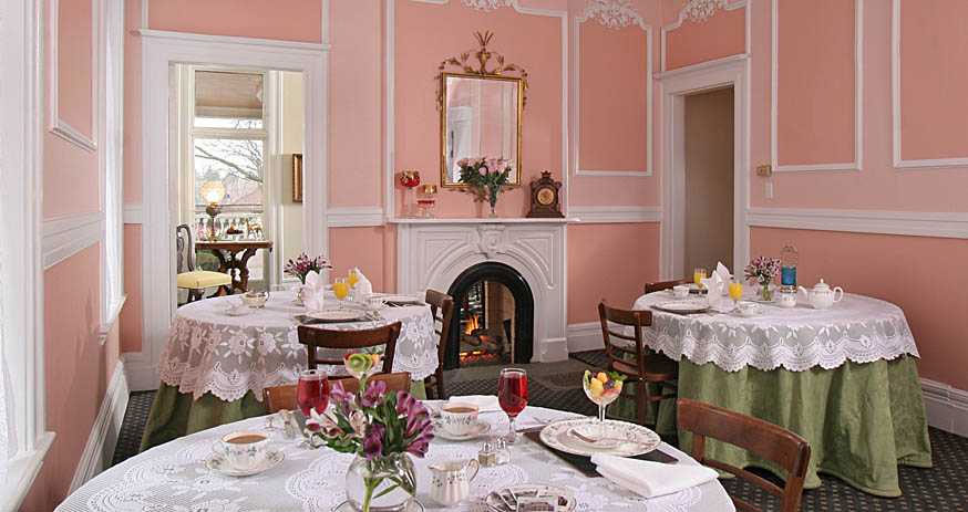 Dining at Saratoga Arms Bed and Breakfast in Saratoga Springs New York