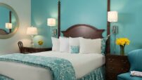 Petite Queen room