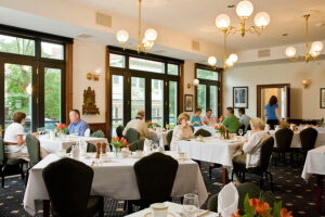 Breakfast in the dining room of the inn