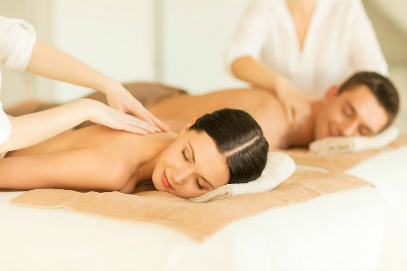 Couples Massage - Romantic Getaways in Upstate NY